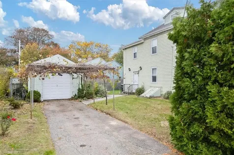 39 Broad Street Warren RI 02885