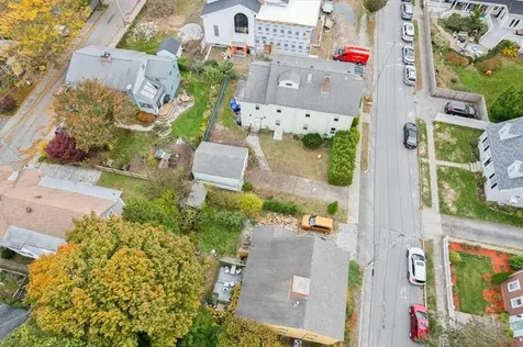 39 Broad Street Warren RI 02885