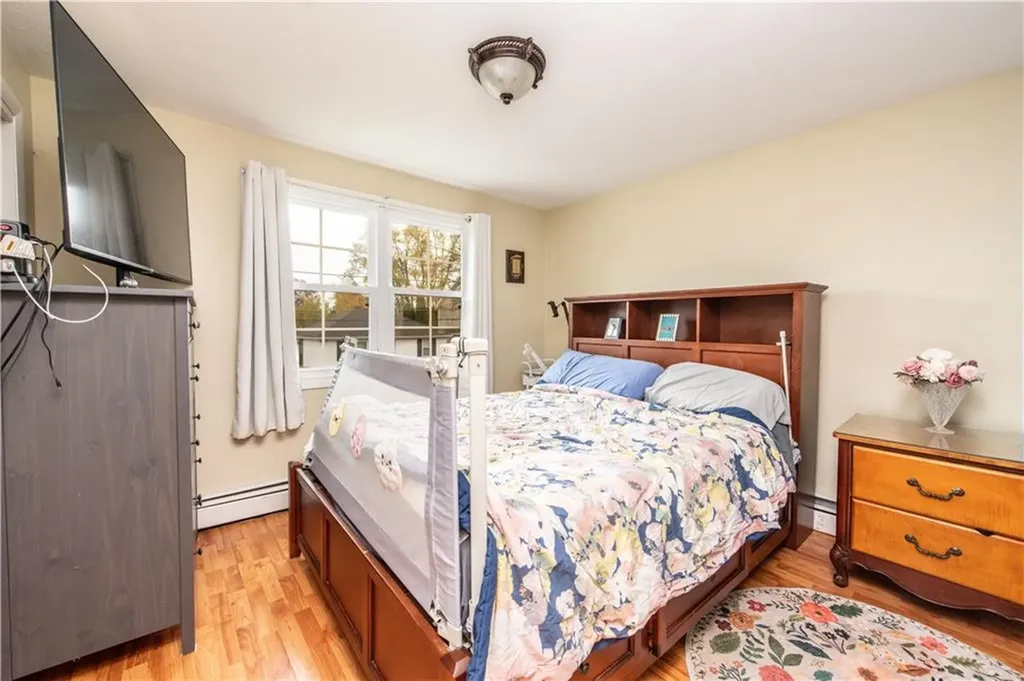 33 Valley Street Cumberland RI 02864