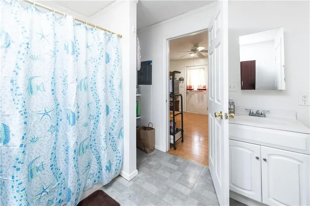 33 Valley Street Cumberland RI 02864