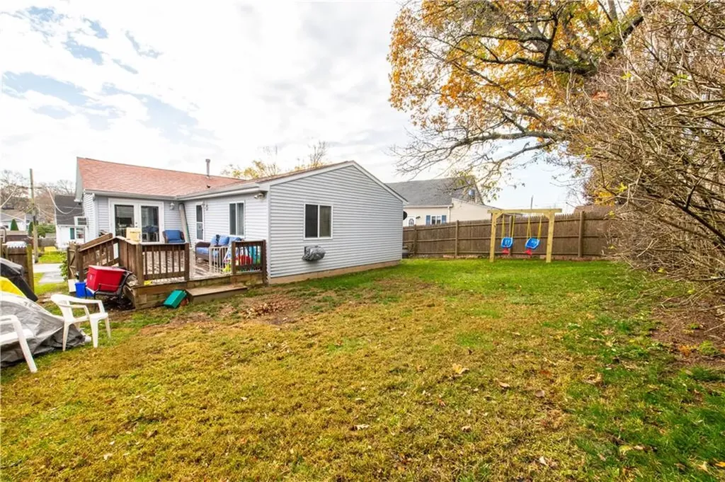 33 Valley Street Cumberland RI 02864
