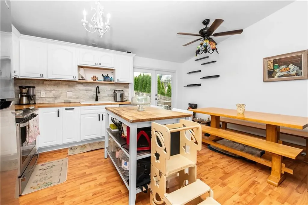 33 Valley Street Cumberland RI 02864