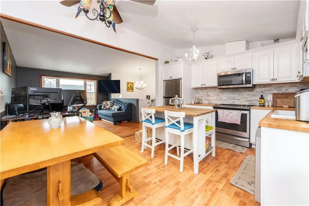 33 Valley Street Cumberland RI 02864