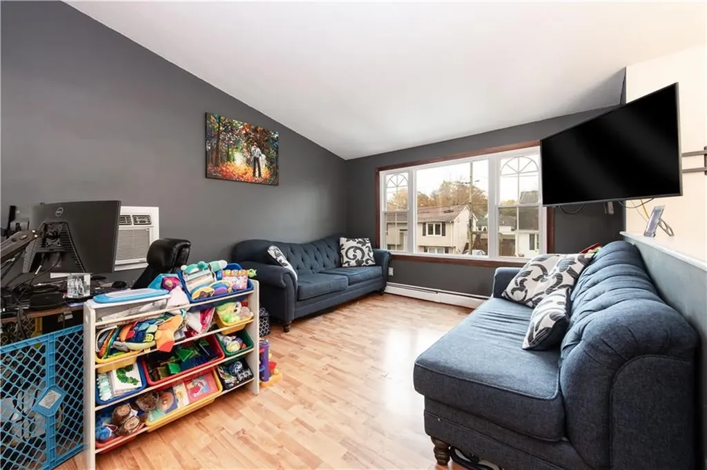 33 Valley Street Cumberland RI 02864