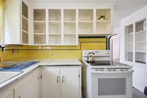 45 Leonard Bodwell Road Narragansett RI 02882