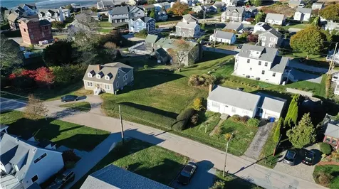 45 Leonard Bodwell Road Narragansett RI 02882