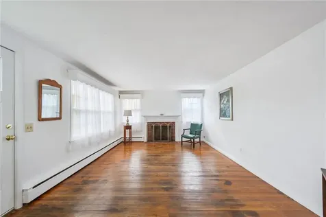 45 Leonard Bodwell Road Narragansett RI 02882