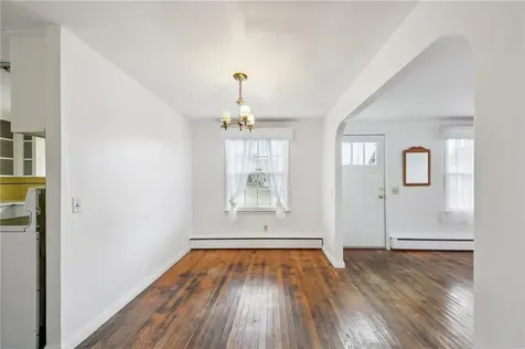 45 Leonard Bodwell Road Narragansett RI 02882