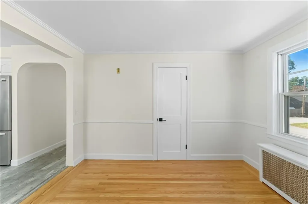 136 Frankfort Street Cranston RI 02910