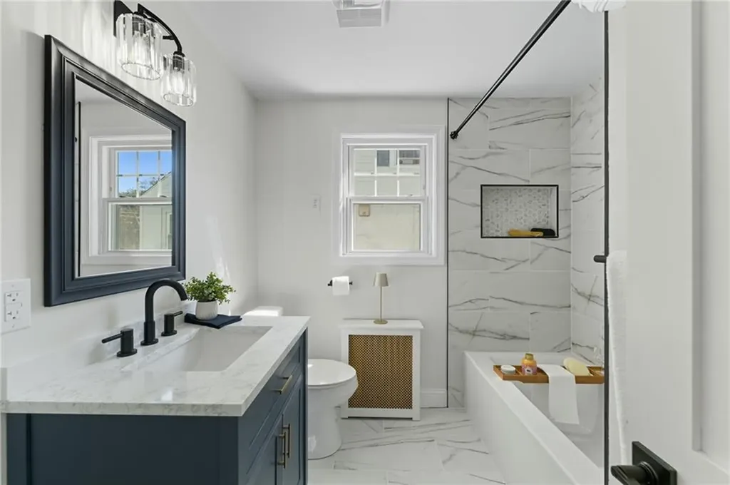 136 Frankfort Street Cranston RI 02910