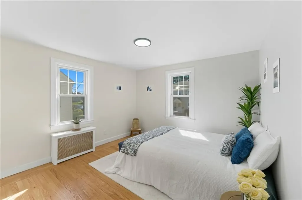 136 Frankfort Street Cranston RI 02910