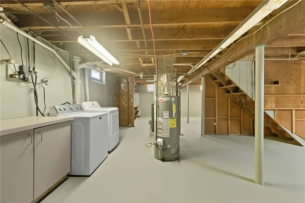 136 Frankfort Street Cranston RI 02910