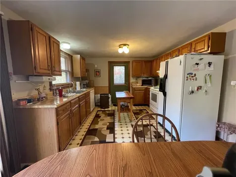 4207 South County Trail Charlestown RI 02813