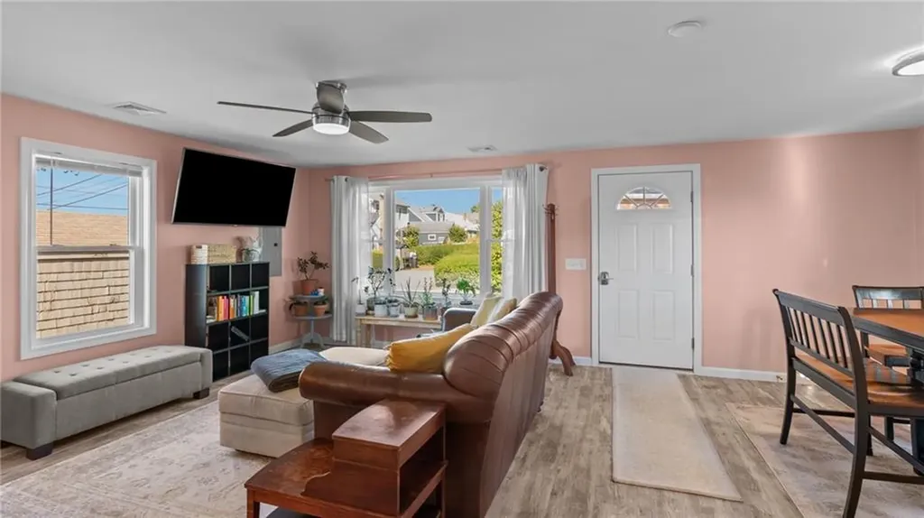 12 Leal Terrace Newport RI 02840