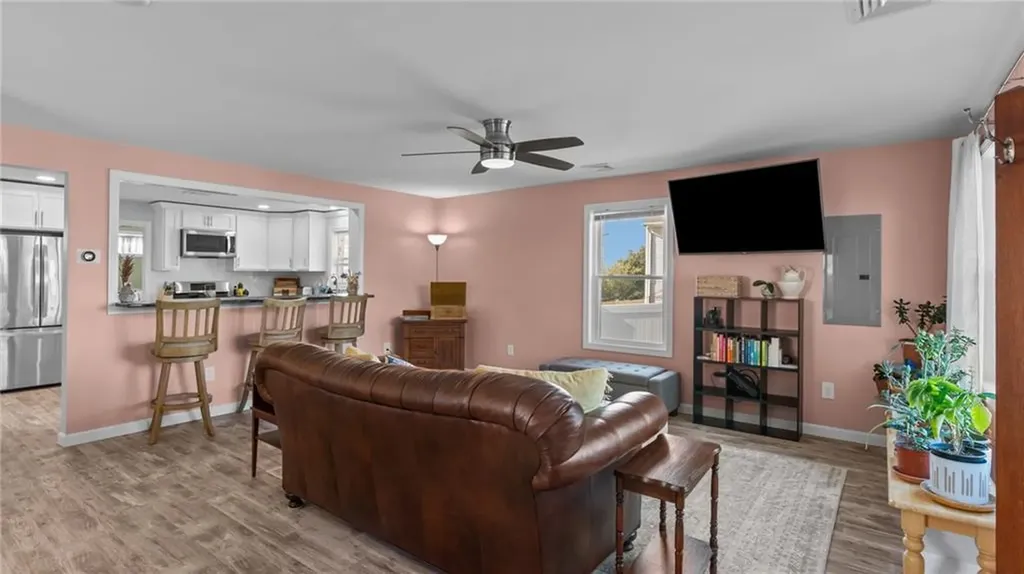 12 Leal Terrace Newport RI 02840
