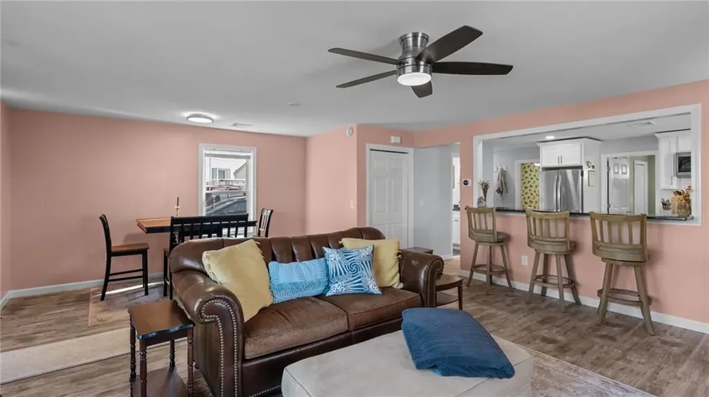 12 Leal Terrace Newport RI 02840
