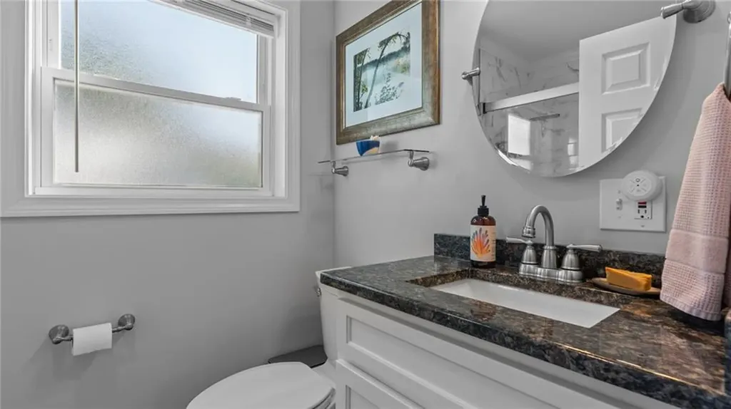 12 Leal Terrace Newport RI 02840