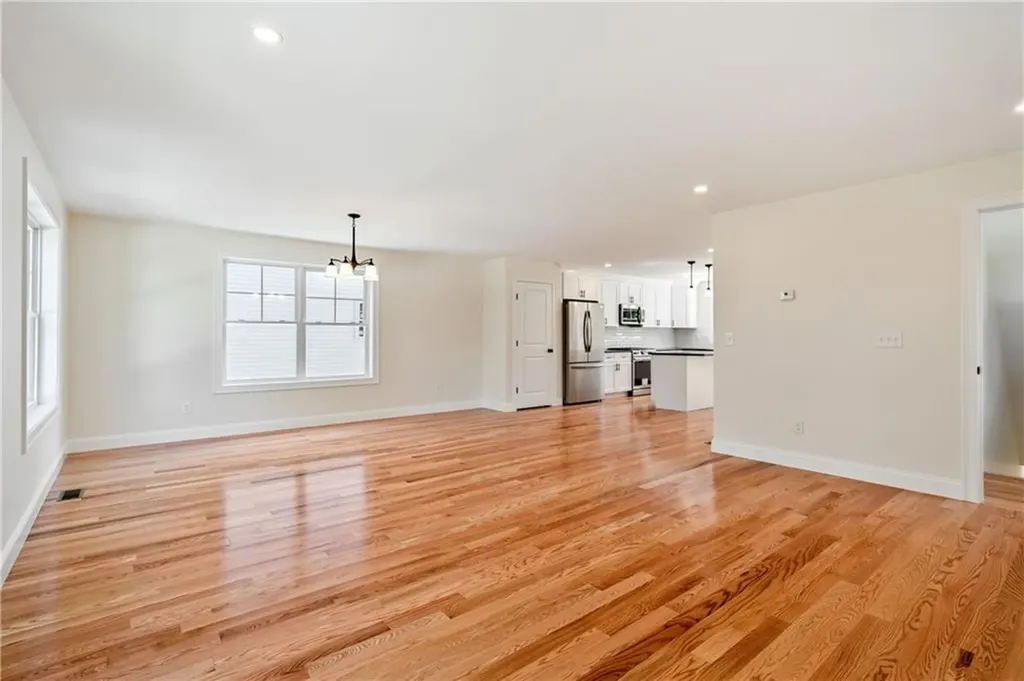 345 Point Avenue Warwick RI 02889