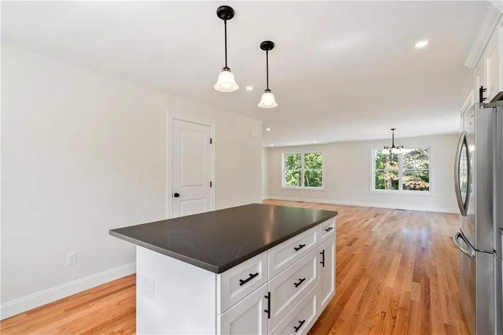 345 Point Avenue Warwick RI 02889