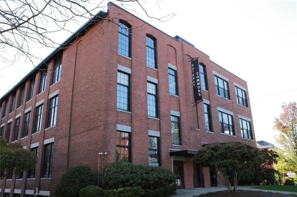 685 Social Street Woonsocket RI 02895