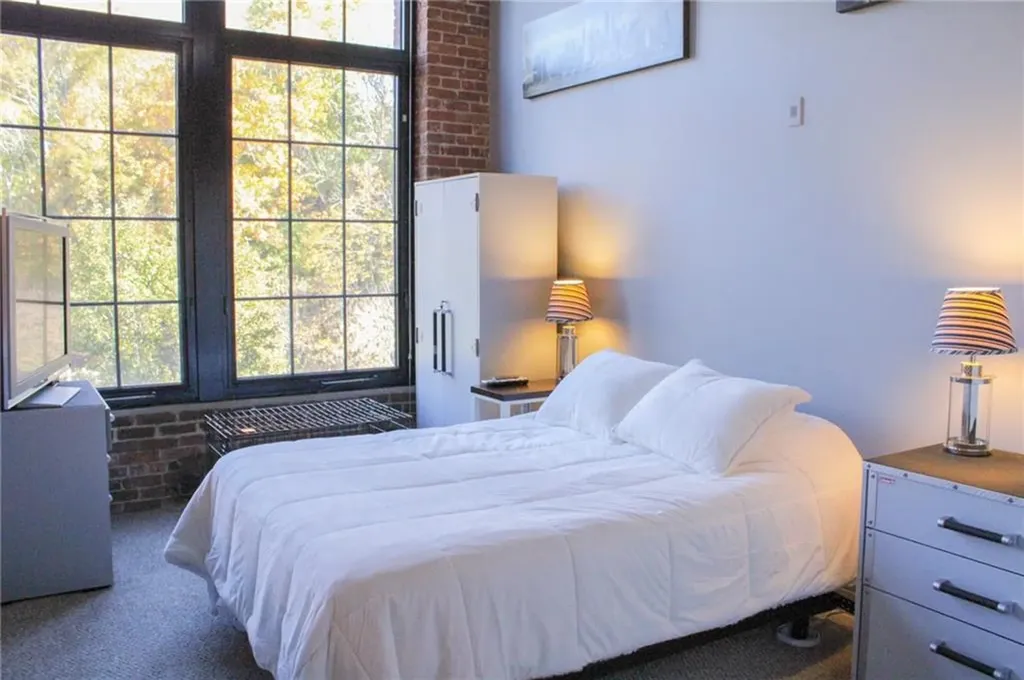 685 Social Street Woonsocket RI 02895