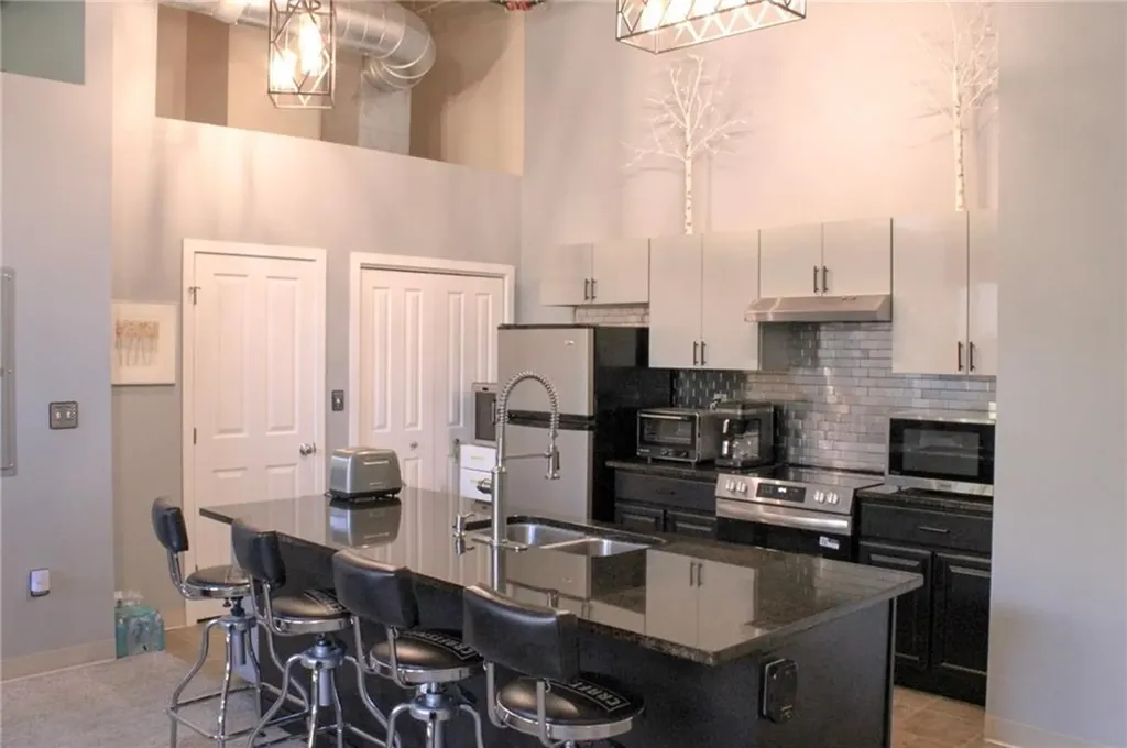 685 Social Street Woonsocket RI 02895