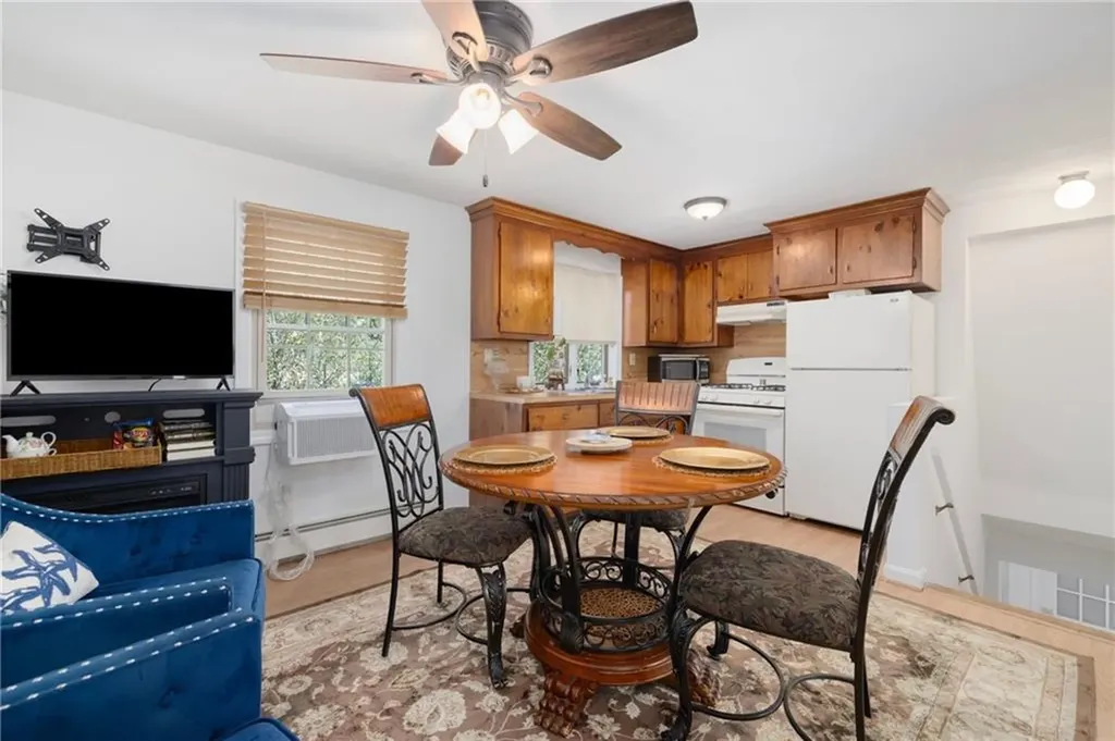 45 E Street Bristol RI 02809