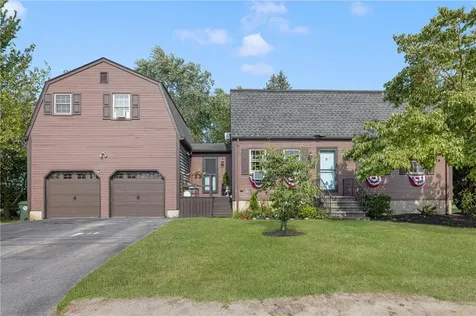 45 E Street Bristol RI 02809