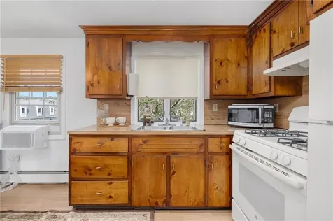 45 E Street Bristol RI 02809