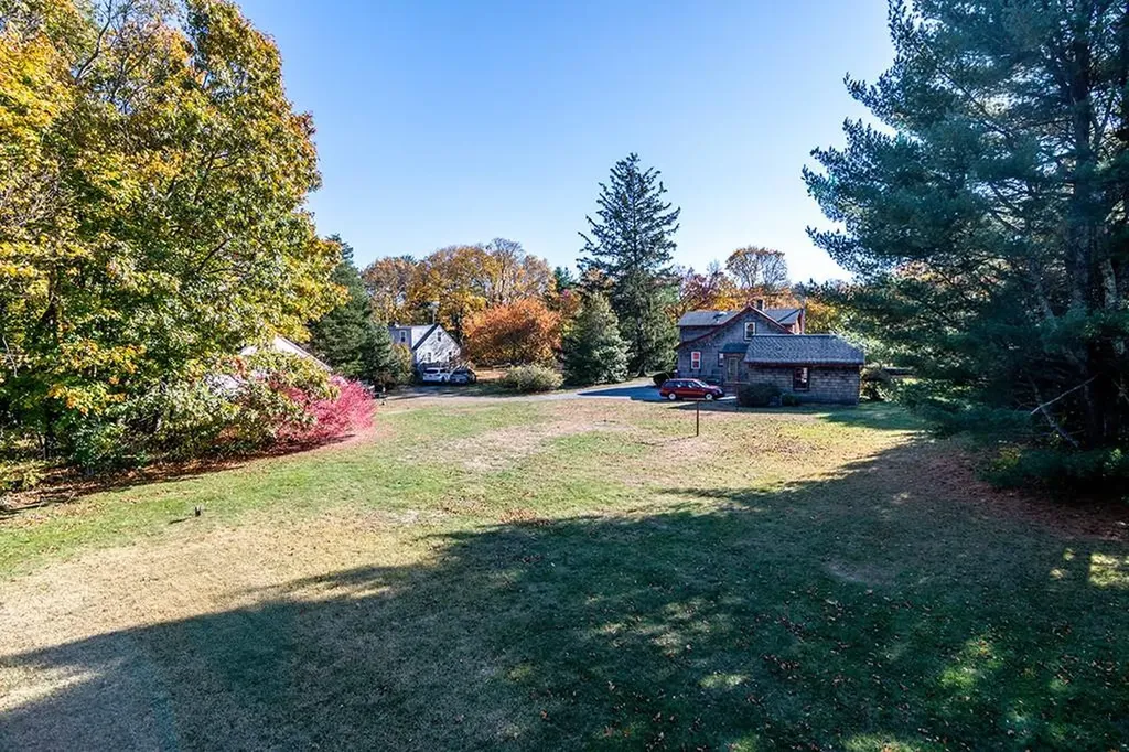 154 Essex Road North Kingstown RI 02852