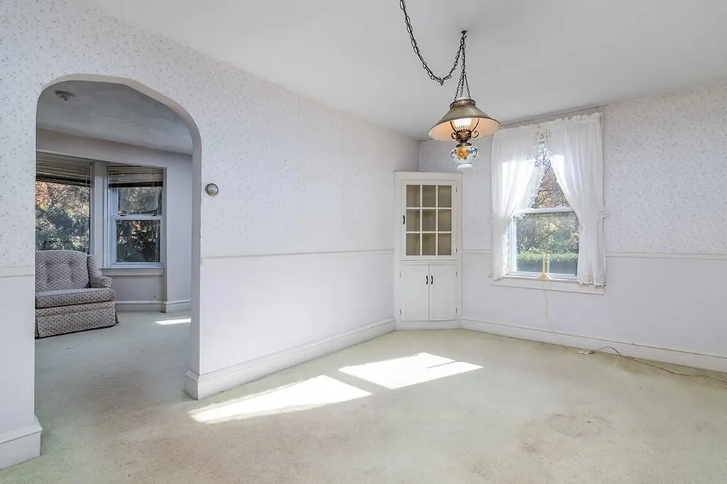 154 Essex Road North Kingstown RI 02852