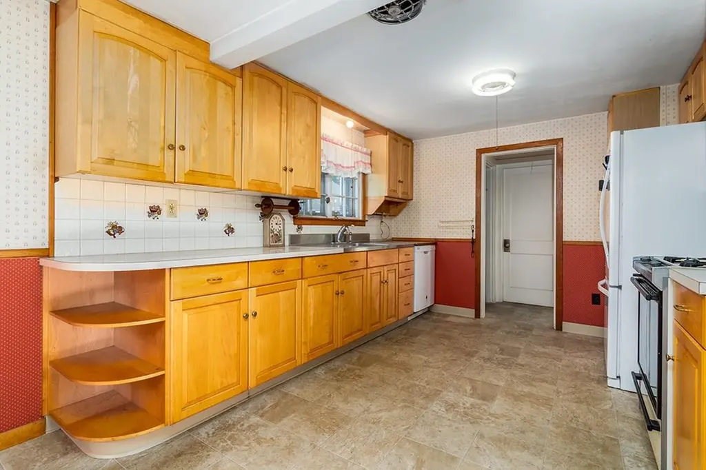 154 Essex Road North Kingstown RI 02852