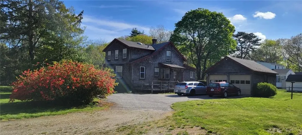 154 Essex Road North Kingstown RI 02852