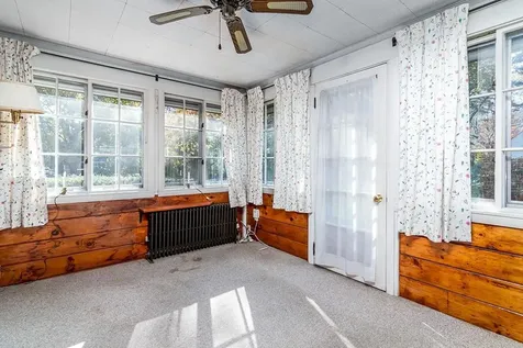 154 Essex Road North Kingstown RI 02852