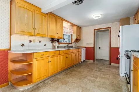 154 Essex Road North Kingstown RI 02852