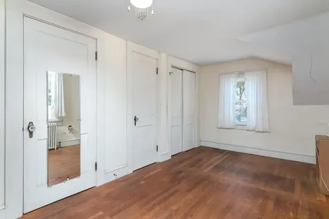 154 Essex Road North Kingstown RI 02852