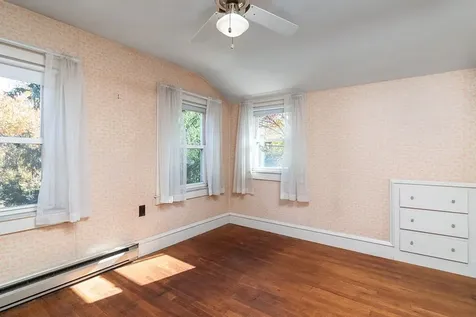 154 Essex Road North Kingstown RI 02852