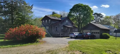 154 Essex Road North Kingstown RI 02852