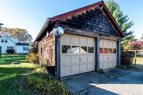 154 Essex Road North Kingstown RI 02852