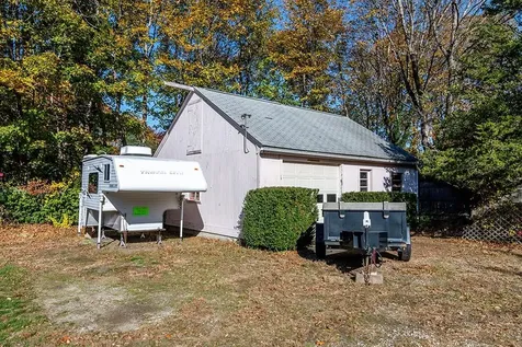 154 Essex Road North Kingstown RI 02852