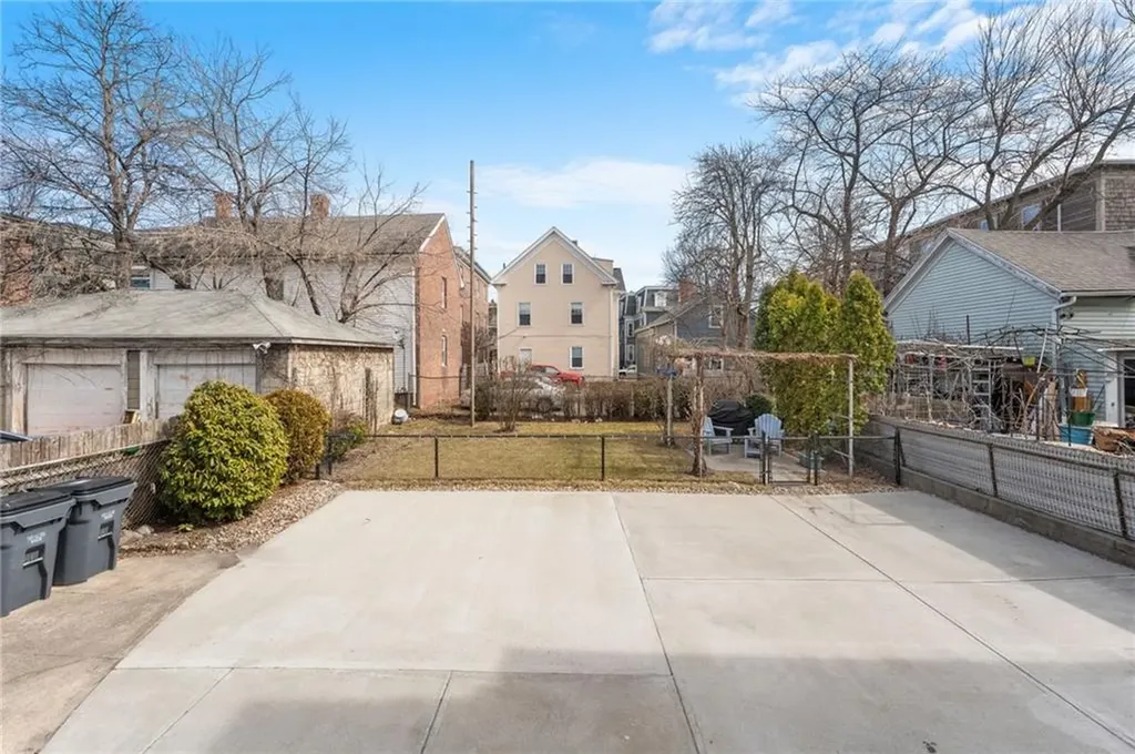 130 Sutton Street Providence RI 02903