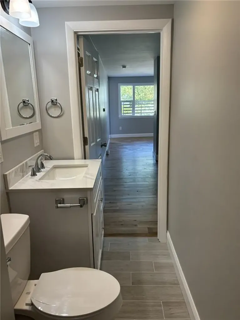 865 West Shore Road Warwick RI 02889