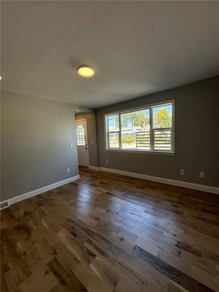 865 West Shore Road Warwick RI 02889