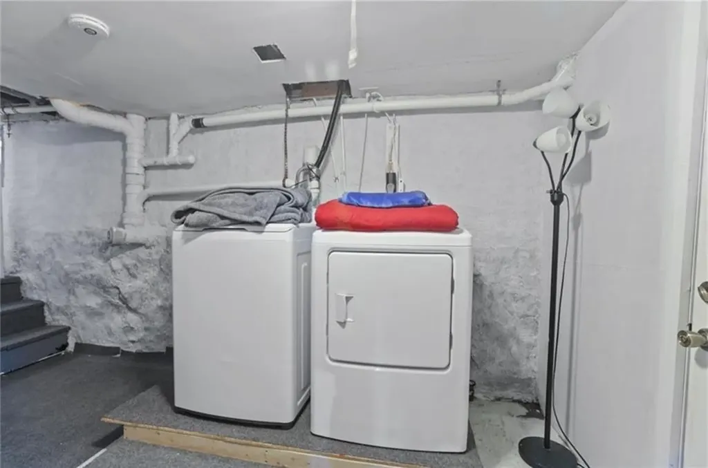 70 Perkins Avenue Cranston RI 02910