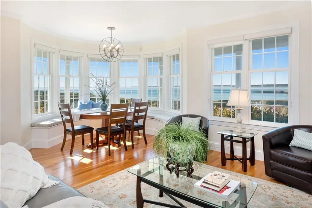 591 Ocean Avenue Newport RI 02840