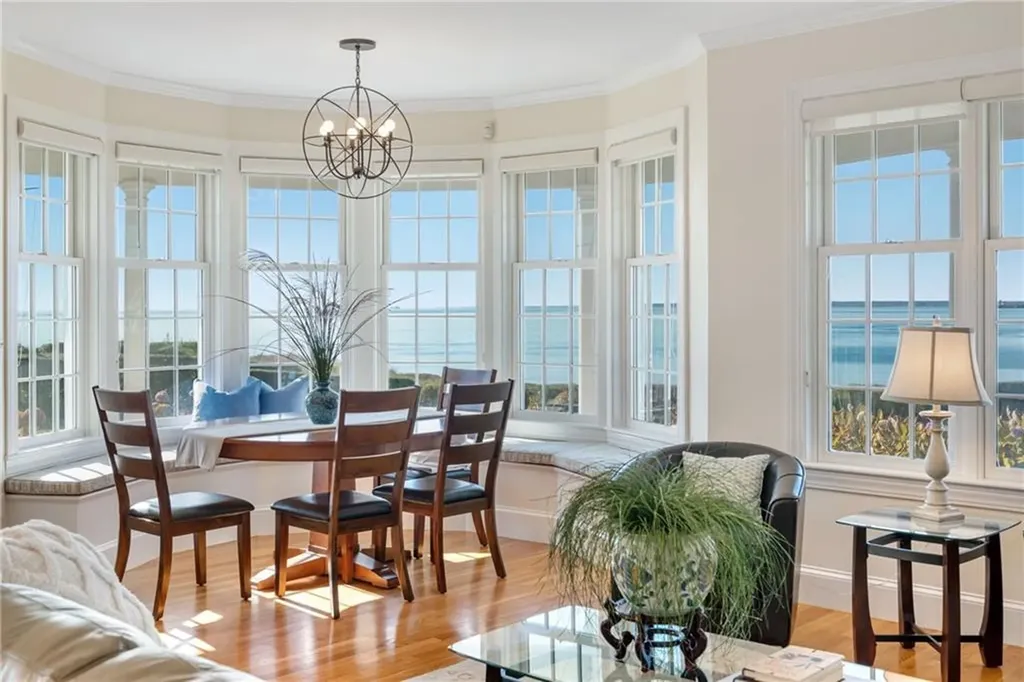 591 Ocean Avenue Newport RI 02840