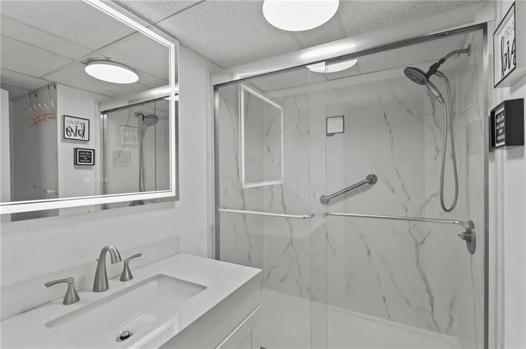 21 Lake Drive North Kingstown RI 02852