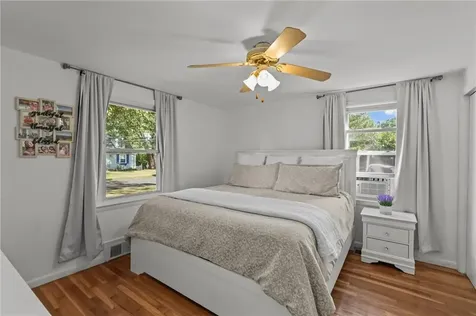 21 Lake Drive North Kingstown RI 02852