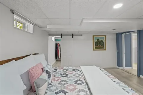 21 Lake Drive North Kingstown RI 02852