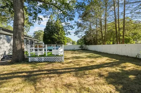 21 Lake Drive North Kingstown RI 02852